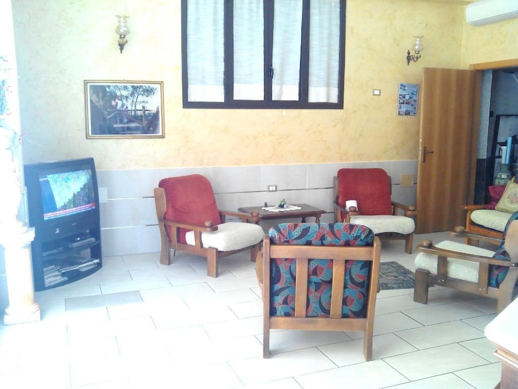 Hotel Celestina Віллап'яна Екстер'єр фото