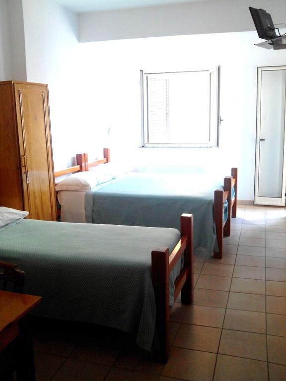 Hotel Celestina Віллап'яна Номер фото